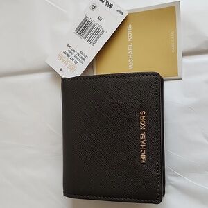 NWT MICHAEL Michael Kors Jet Set Travel Carryall Card Bifold Leather Wallet